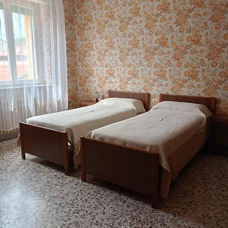 Se069 - Senigallia, Ampio Quadrilocale Comodo Ai Servizi * Senigallia